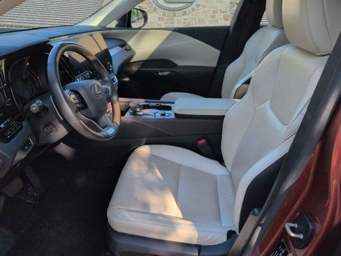 Certified 2023 Lexus RX 350 Premium Plus w/ Accessory Package (Z1) FWD image 7