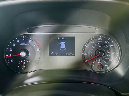 Used 2020 Kia Soul LX image 12