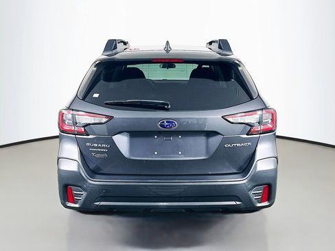 Used 2022 Subaru Outback Premium image 6