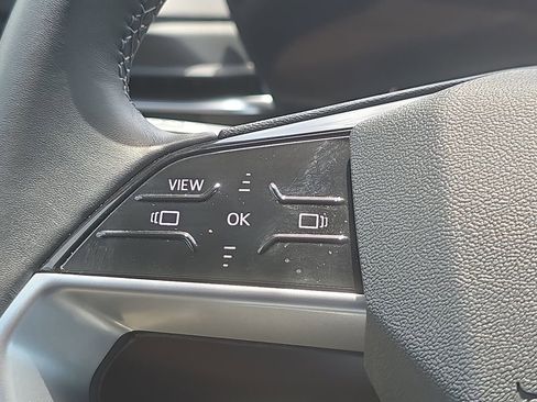 Certified 2025 Audi Q5 Premium w/ Convenience Package AWD/4WD image 12