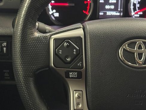 Used 2023 Toyota 4Runner Limited AWD/4WD image 11