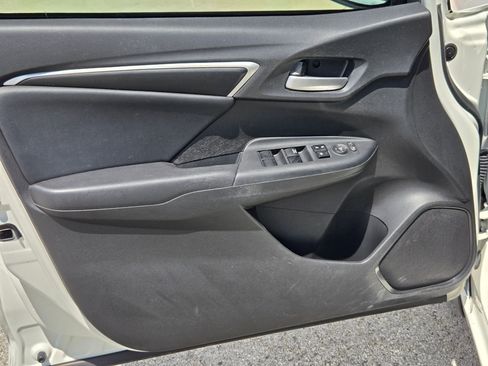 Used 2017 Honda Fit EX-L image 10