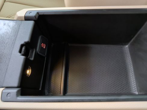 Certified 2023 BMW 330i Sedan w/ Premium Package image 40