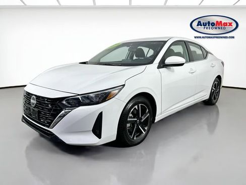 Used 2024 Nissan Sentra SV image 4