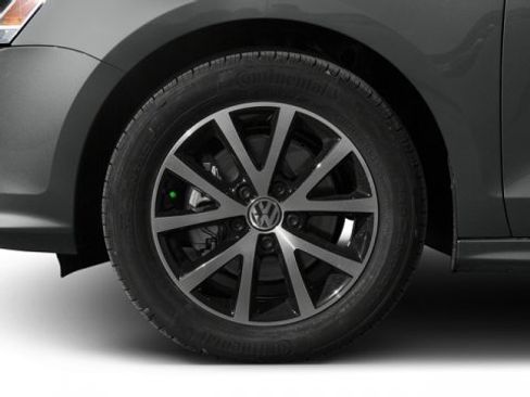 Used 2017 Volkswagen Jetta S image 11