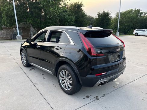 Used 2023 Cadillac XT4 Premium Luxury w/ Cold Weather Package FWD image 6