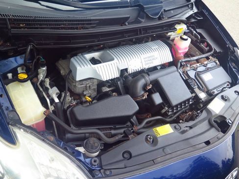 Used 2013 Toyota Prius Two FWD image 13