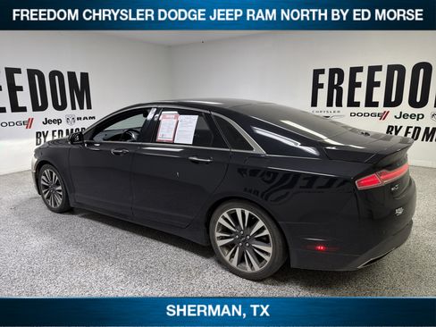 Used 2017 Lincoln MKZ Select w/ Select Plus Package FWD image 6