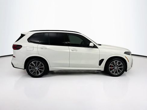 Used 2025 BMW X5 xDrive50e w/ M Sport Package AWD/4WD image 4