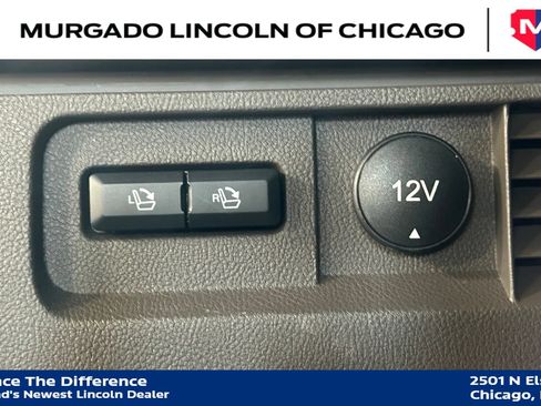 Used 2023 Lincoln Nautilus Reserve AWD/4WD image 30