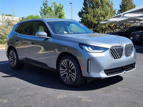 Used 2026 BMW X3 xDrive30i w/ Premium Package AWD/4WD image 5