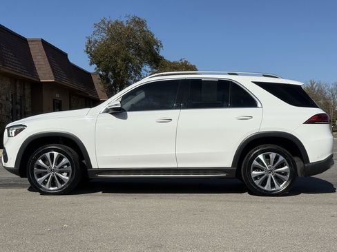 Used 2020 Mercedes-Benz GLE 350 4MATIC w/ Premium Package image 2