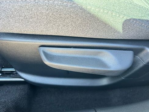 Used 2025 Kia K4 EX image 51