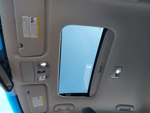 Used 2019 Hyundai Ioniq Limited FWD image 33