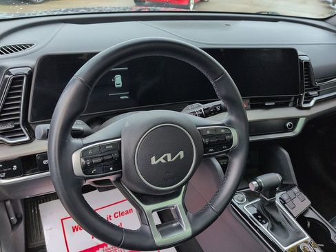 Used 2023 Kia Sportage X-Line w/ X-Line Premium Package image 9