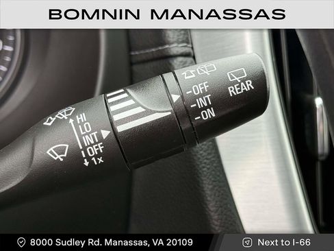 Used 2022 GMC Terrain SLE w/ Driver Convenience Package image 26