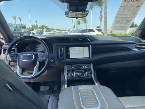 Used 2023 GMC Yukon XL Denali w/ Denali Reserve Package AWD/4WD image 20
