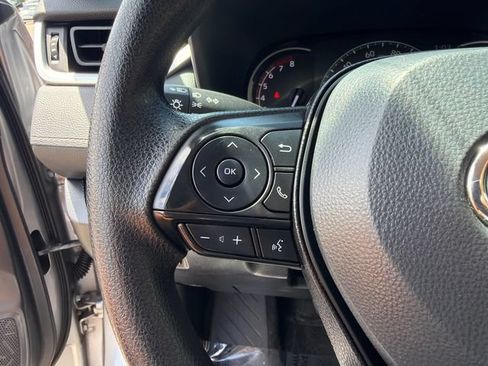 Certified 2025 Toyota RAV4 LE AWD/4WD image 32
