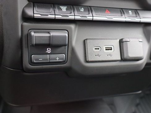Used 2024 Chevrolet Silverado 3500 W/T AWD/4WD image 12