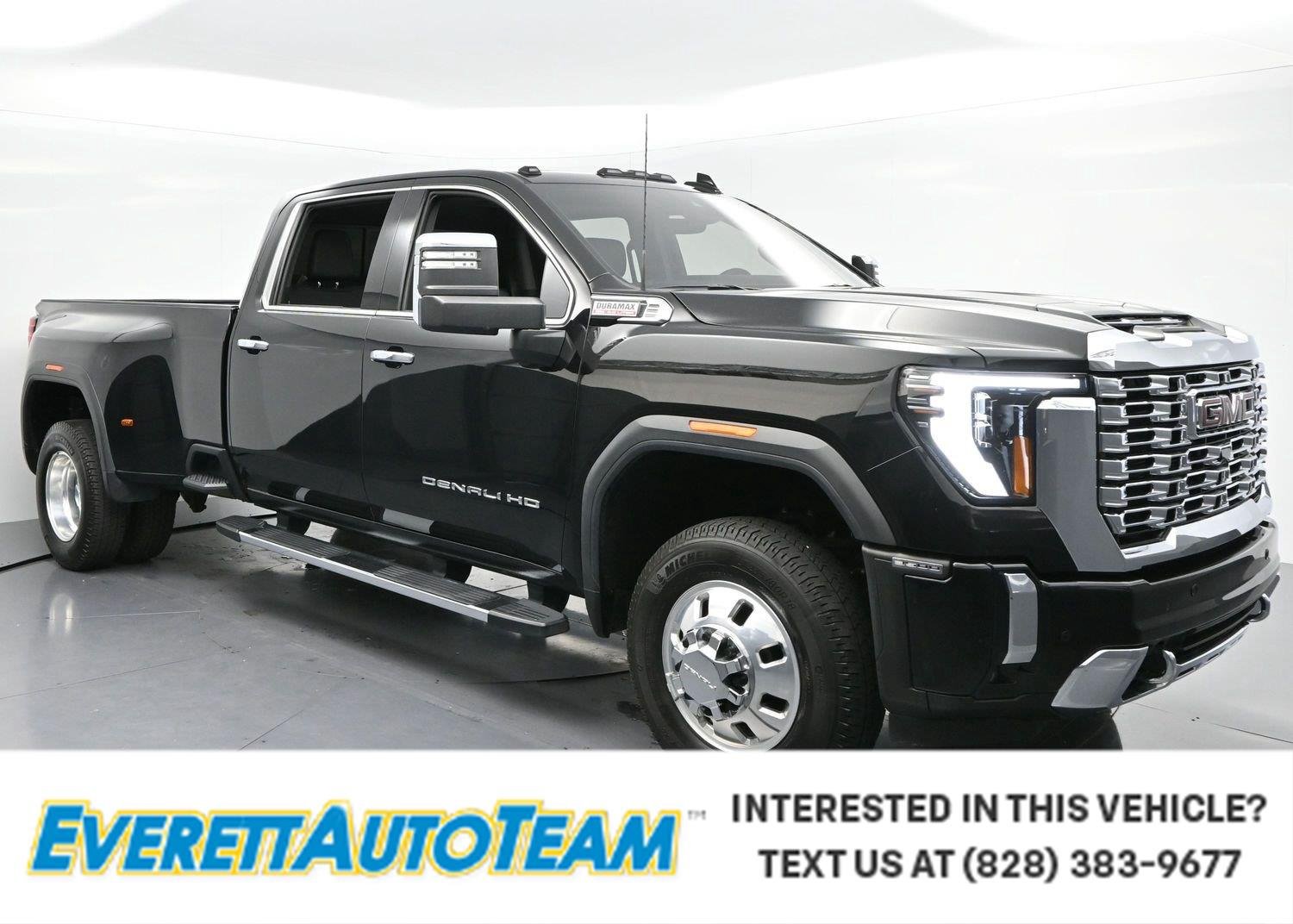 Used 2024 GMC Sierra 3500 Denali w/ Denali Reserve Package AWD/4WD image 1
