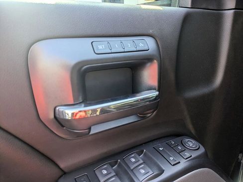 Used 2019 Chevrolet Silverado 2500 LTZ w/ Duramax Plus Package AWD/4WD image 15