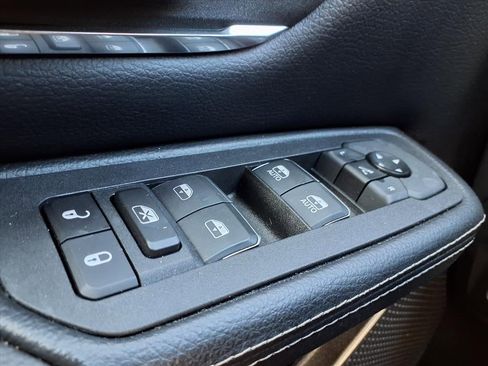 Certified 2025 RAM 1500 Laramie w/ Bed Utility Group image 18