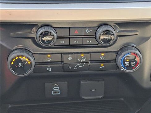 Used 2025 Ford F250 XLT w/ FX4 Off-Road Package image 19