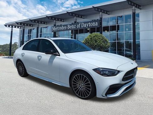 Used 2025 Mercedes-Benz C 300 Sedan image 2