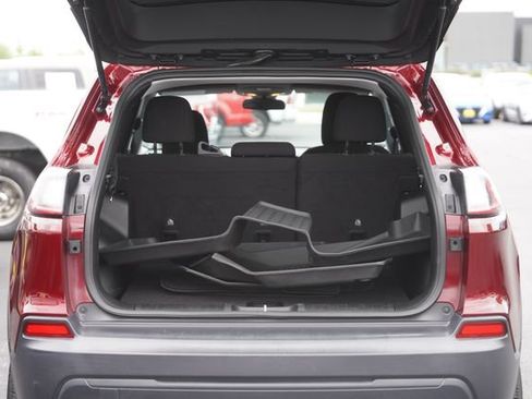 Used 2020 Jeep Cherokee Latitude image 31