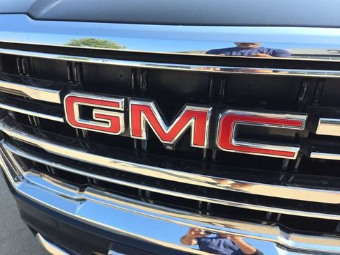 Used 2024 GMC Yukon SLT w/ SLT Premium Package AWD/4WD image 29