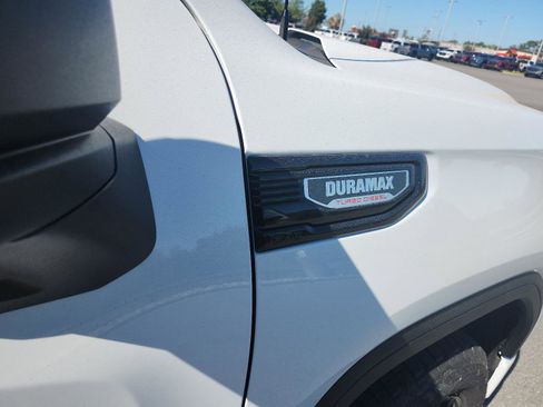 New 2026 GMC Sierra 1500 Elevation AWD/4WD image 7