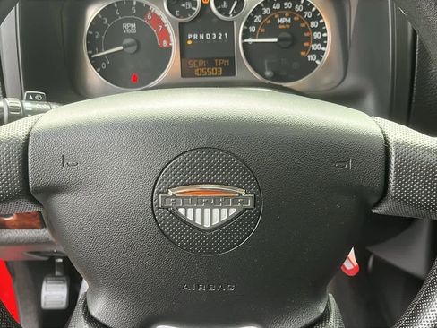 Used 2009 HUMMER H3T Alpha image 11