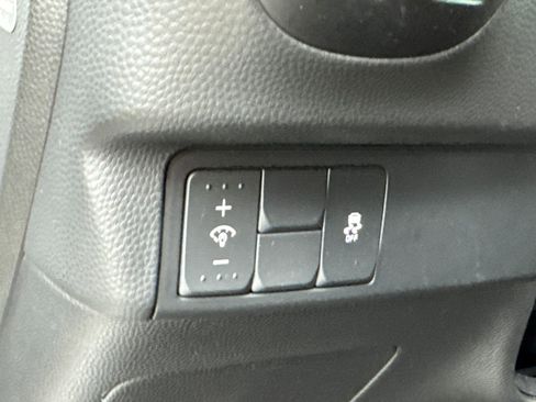 Used 2016 Kia Soul image 17