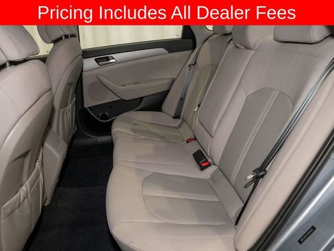 Used 2016 Hyundai Sonata SE FWD image 7