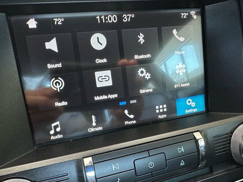 Used 2017 Ford Mustang Premium image 33