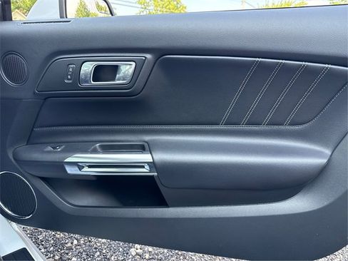 Used 2020 Ford Mustang GT Premium image 25