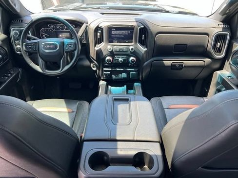Used 2021 GMC Sierra 1500 AT4 w/ AT4 Preferred Package AWD/4WD image 11