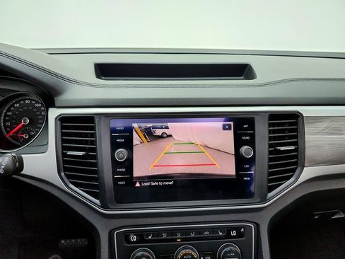 Used 2021 Volkswagen Atlas Cross Sport SE w/ Panoramic Sunroof Package AWD/4WD image 22