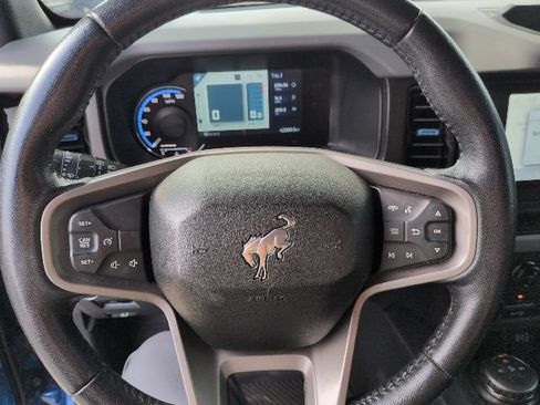 Used 2022 Ford Bronco Black Diamond AWD/4WD image 9