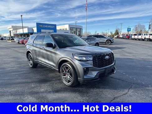 Used 2025 Ford Explorer ST-Line w/ Premium Package image 1