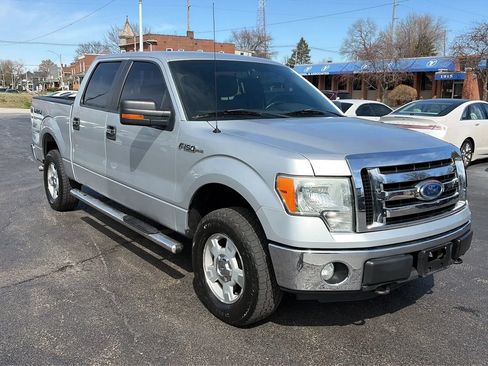 Used 2011 Ford F150 XLT w/ XLT Convenience Pkg image 3