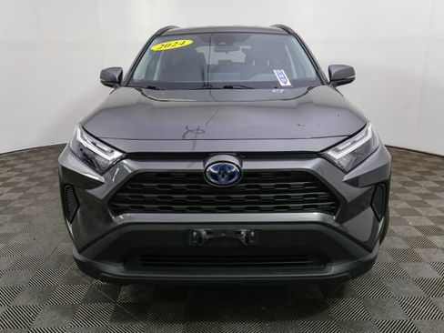 Used 2024 Toyota RAV4 LE AWD/4WD image 4