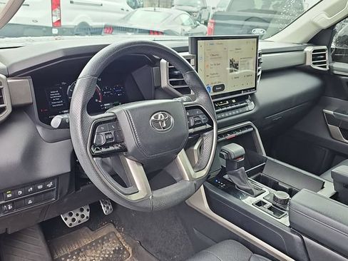 Used 2024 Toyota Sequoia SR5 w/ SR5 Premium Package AWD/4WD image 11