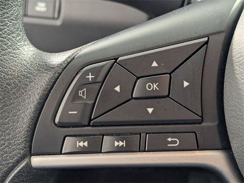 Used 2023 Nissan Altima 2.5 SV image 15