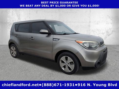 Used 2015 Kia Soul FWD image 1