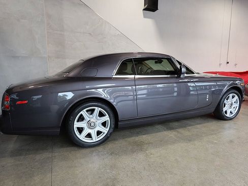 Used 2010 Rolls-Royce Phantom Coupe RWD image 6