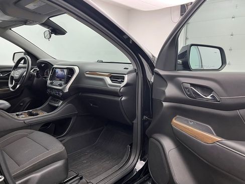 Used 2023 GMC Acadia SLE w/ Driver Convenience Package image 25