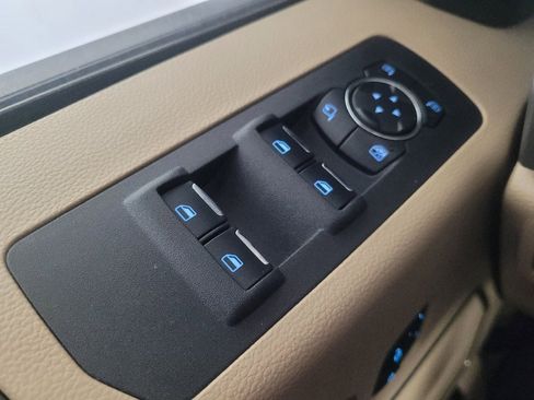 Used 2015 Ford F150 Lariat w/ Equipment Group 502A Luxury image 27