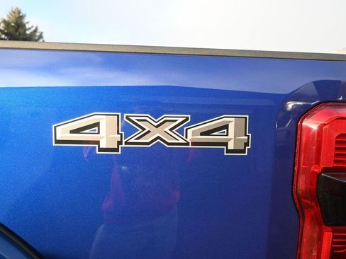 New 2026 Ford F250 Lariat w/ Black Appearance Package image 17