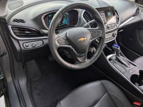 Used 2017 Chevrolet Volt Premier w/ Driver Confidence II Package image 10